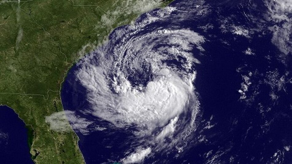Tormenta ‘Ana’ mantiene su ruta hacia las costas de las Carolinas