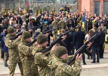 Rusia anuncia que reduce de manera ‘radical’ la actividad militar cerca de Kiev y Chernígov