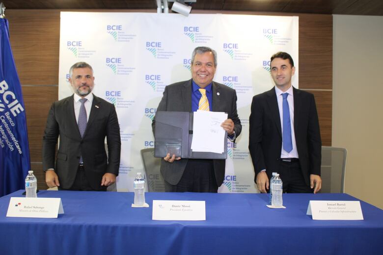 Viaducto que reemplazó el primer tramo del corredor de las playas tiene 31% de avance