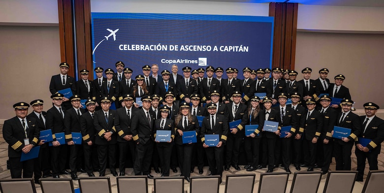 Copa Airlines prevé contratar a más de 320 pilotos entre 2025 y 2026