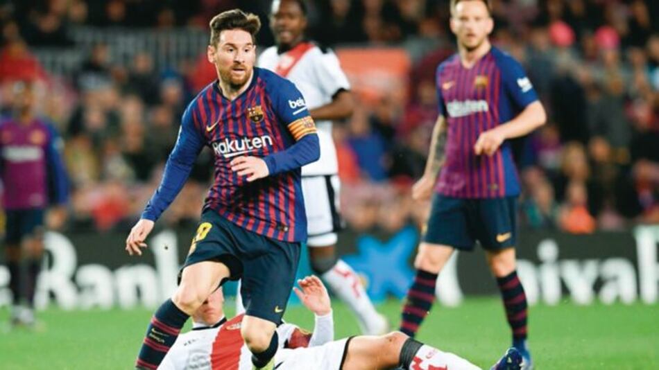 Messi y Suárez dominan al Rayo antes de recibir al Lyon