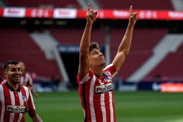 El líder Atlético de Madrid arrolla al colista Eibar