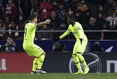 Dembelé se redime salvando al Barça
