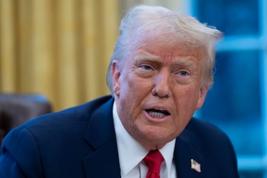 Trump suspendería la ley que prohíbe a las empresas de EU sobornar a funcionarios de gobiernos extranjeros