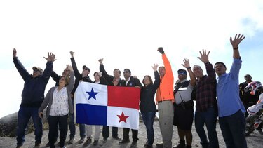 Las aventuras de los ministros en el volcán Barú
