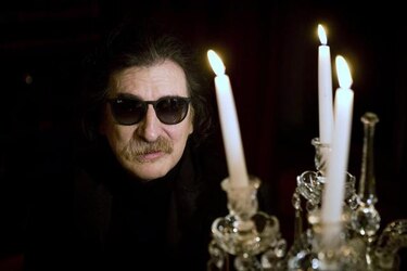 Charly García, internado en una clínica de Buenos Aires