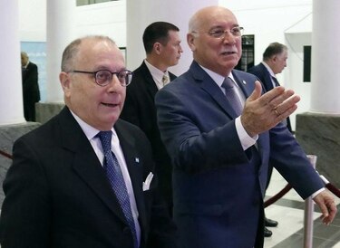 Paraguay y Argentina llaman a restablecer democracia en Venezuela