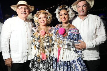 Polleras, alegría y orgullo: lo que se vivió en el desfile de las Mil Polleras