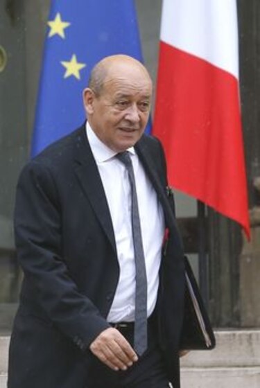 Francia bombardeará objetivos del Estado Islámico en Siria