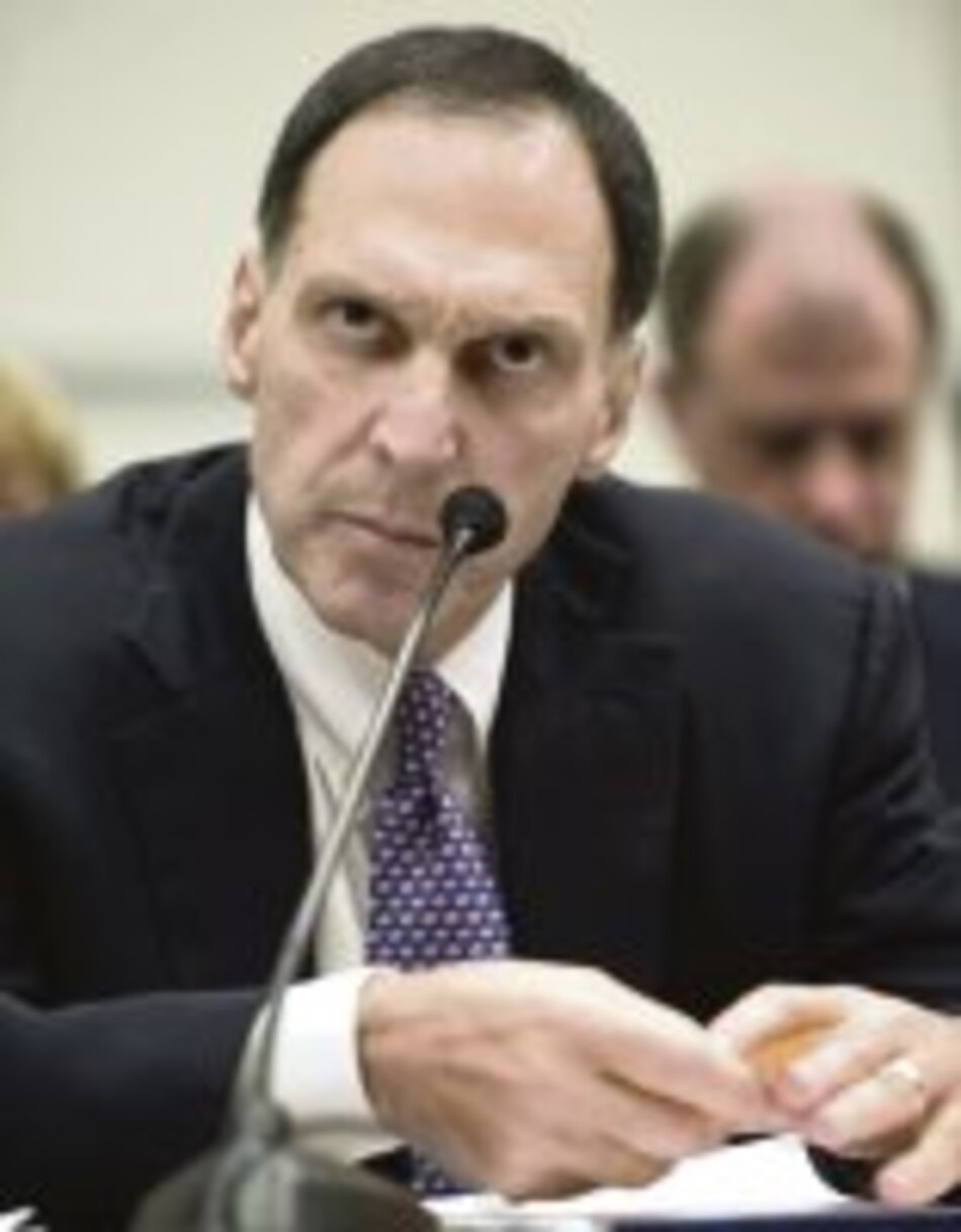 Citan a ex director de Lehman