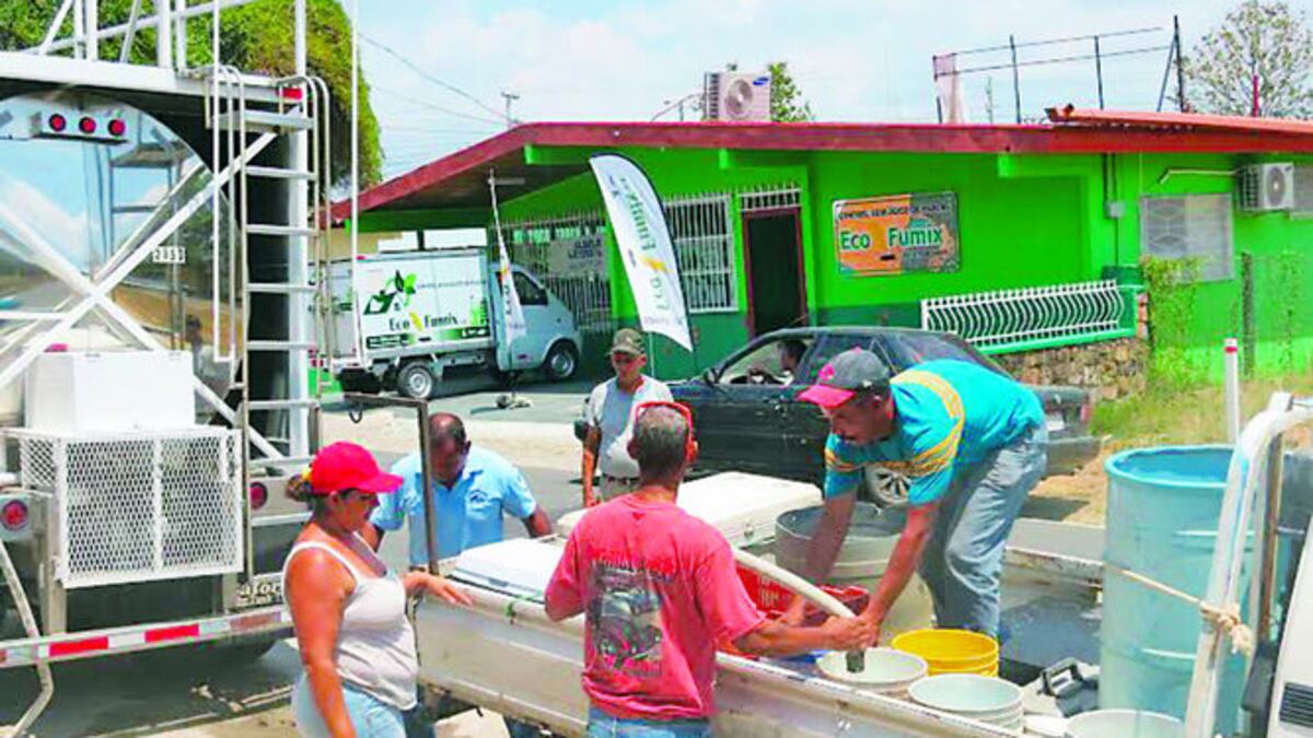 Al menos 40 mil personas están afectadas en Penonomé, según el Idaan.