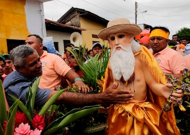 Un popular santo se declara en huelga y causa discordia en Nicaragua