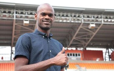 Adolfo Machado se reúne con directivos del Houston Dynamo