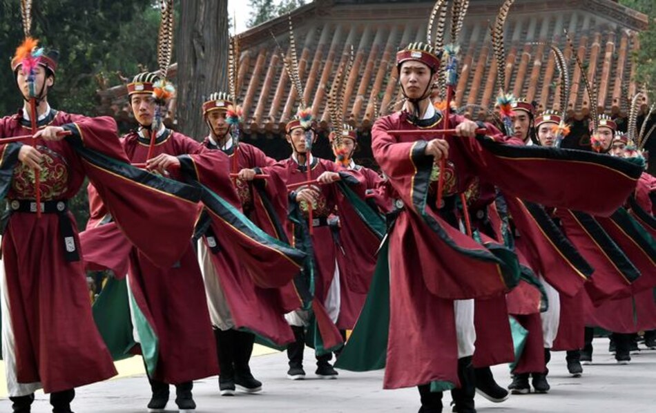 China festeja el 2 mil 566 aniversario de Confucio, padre del pensamiento oriental