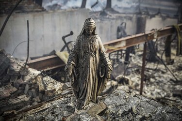 Al menos tres desaparecidos por incendios en el centro de Estados Unidos
