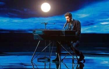 Balada holandesa llega como favorita para concurso de Eurovisión