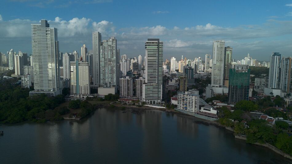 Panamá pide revisión de la Unión Europea para salir de la lista de paraísos fiscales