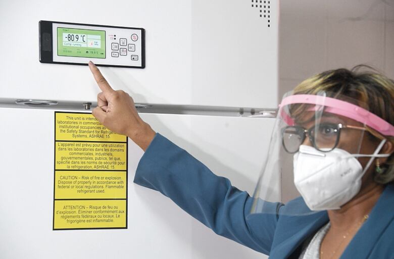 Nueva convocatoria a cotizar cadena de frío para la vacuna