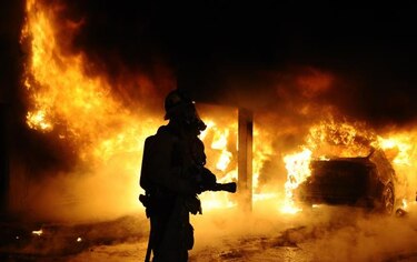 Detienen a sospechoso de provocar ola de incendios en Hollywood