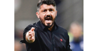 Gatusso cae en su estreno como técnico del Nápoles