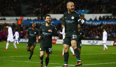 Mánchester City golea y fija récord de victorias seguidas