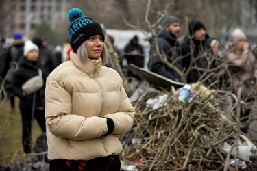Ascienden a 40 los muertos por el ataque ruso a un edificio civil en Dnipró, Ucrania