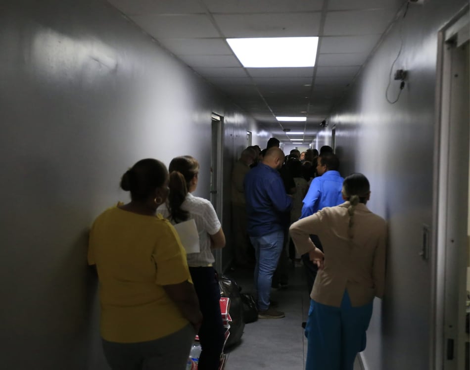 ‘Una cofradía de gánster’: el contralor Bolo Flores promete exponer planillas de la Asamblea