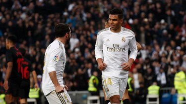 Real Madrid vence al Sevilla con doblete de Casemiro