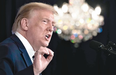Servicio postal de Estados Unidos suspende reformas acusadas de obstaculizar el voto por correo