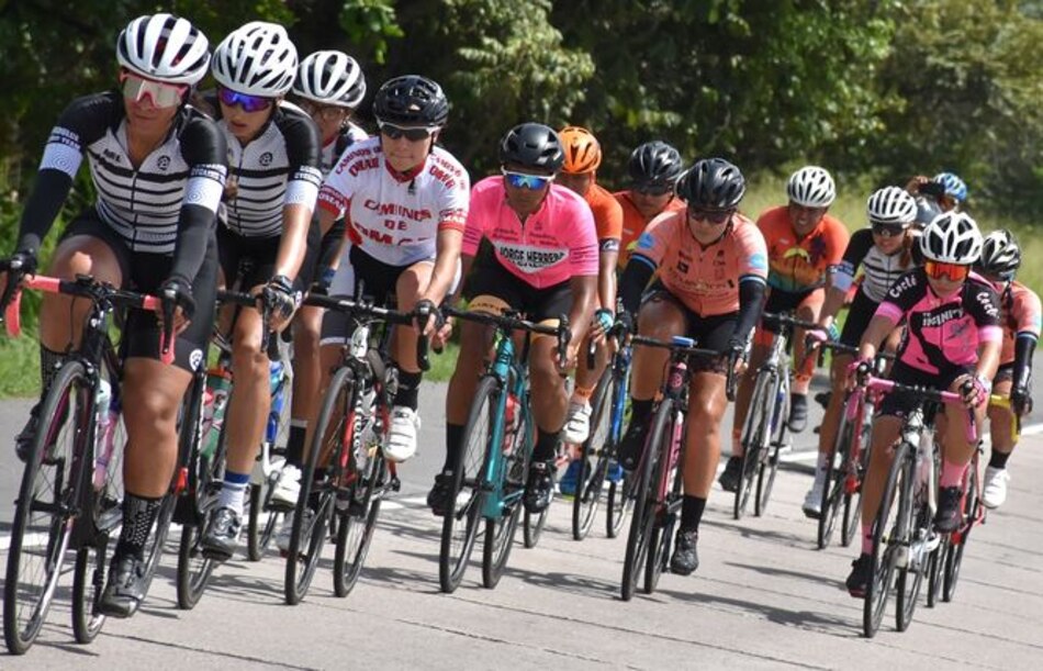 Jennifer Cesar se consolida en el liderato del Tour Femenino de Panamá