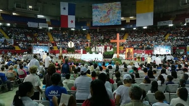 Ulloa: Ni autoridades paternalistas ni ciudadanos indiferentes