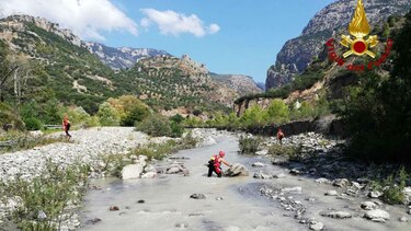 Italia investiga muertes de excursionistas en inundación