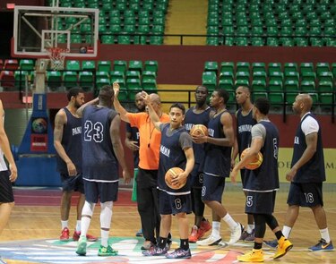 Panamá cae en su debut en el Centrobasket