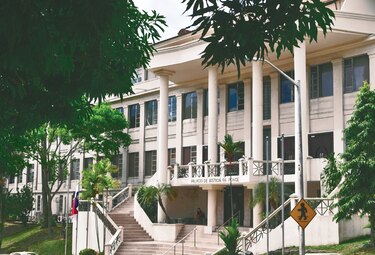 Siete abogados han presentado papeles para magistrado del TE