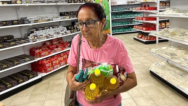 Cómo la apertura de tiendas privadas de alimentos en Cuba destapó una desigualdad ‘invisible’