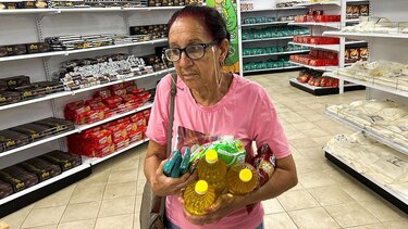 Cómo la apertura de tiendas privadas de alimentos en Cuba destapó una desigualdad ‘invisible’