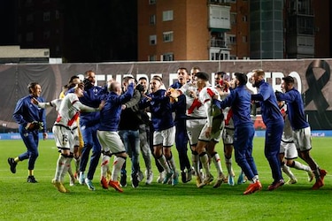 El Real Madrid claudica en Vallecas