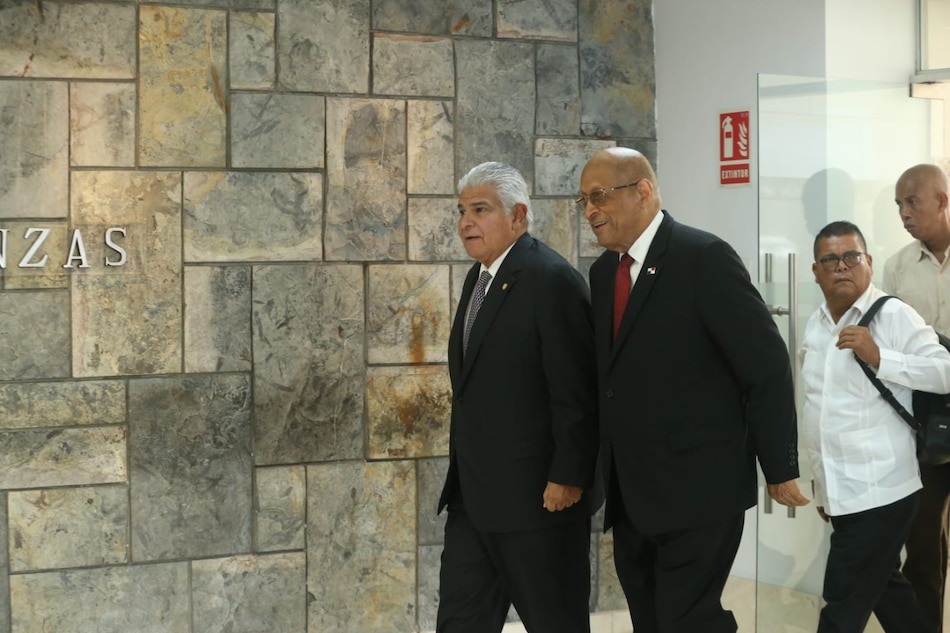 Mulino enfrenta estrechez financiera con solo $500 millones para inversión en 2024