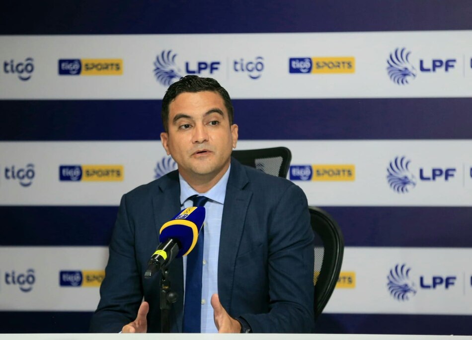 Ainstein asume el reto de revivir al Árabe Unido: ‘Sin presión, solo motivación’