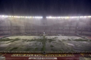 Partido entre Argentina y Brasil se suspende por temporal