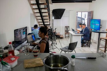 Periodistas nicaragüenses rompen cerco informativo desde el exilio en Costa Rica