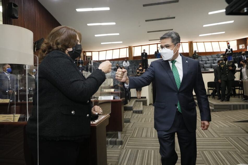 ‘No soy amigo’ de narcos, asegura el presidente de Honduras, investigado en Estados Unidos