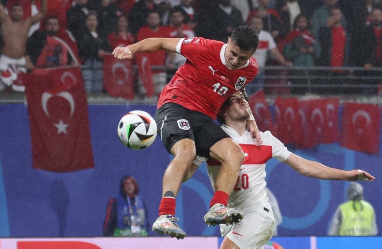 Demiral se impone a balón parado y mete a Turquía en cuartos de la Eurocopa