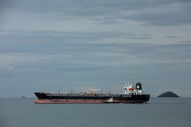 La industria marítima evalúa costos de adaptación a combustibles limpios