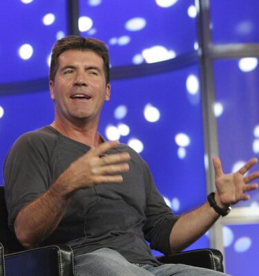 Simon Cowell lanza concurso en YouTube