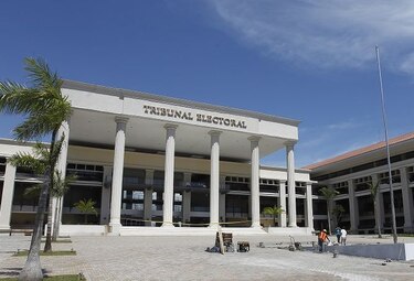 Magistrados del Tribunal Electoral se excluyen de bonificación