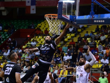 Los Caballos de Coclé pegan primero en la gran final de la LPB con gran remontada en el último cuarto