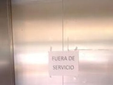 Ascensores de la Especializada de la CSS continúan dañados