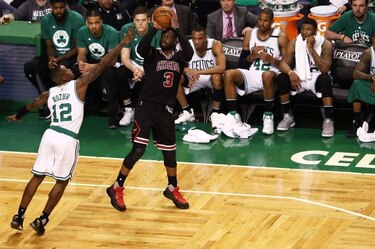 Clippers igualan 1-1 serie ante Jazz;  Bulls toman ventaja de 2-0 sobre Celtics