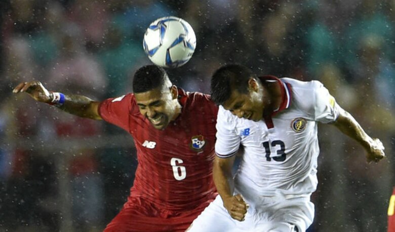 Costa Rica vence 2-1 a Panamá